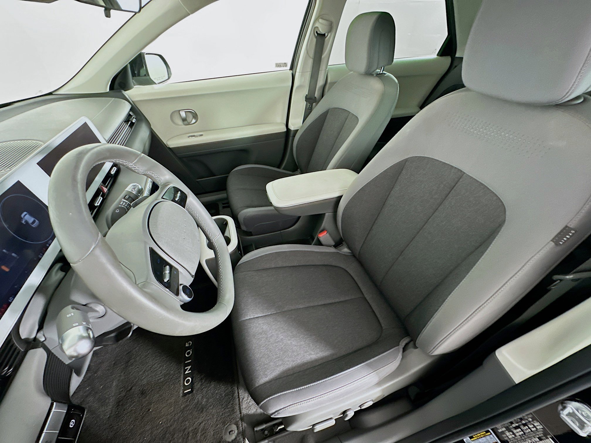 Used 2023 Hyundai Ioniq 5 SE image 13