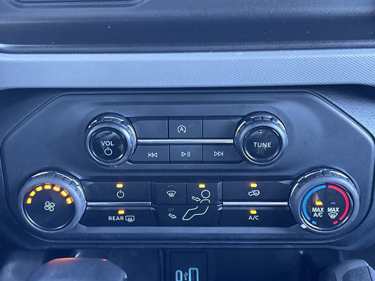 Used 2023 Ford Bronco Big Bend image 22