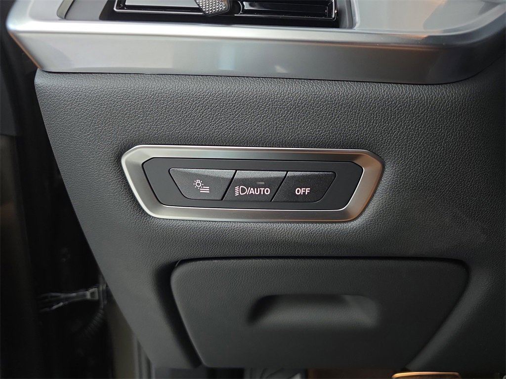 New 2026 BMW X7 xDrive40i w/ M Sport Package image 27