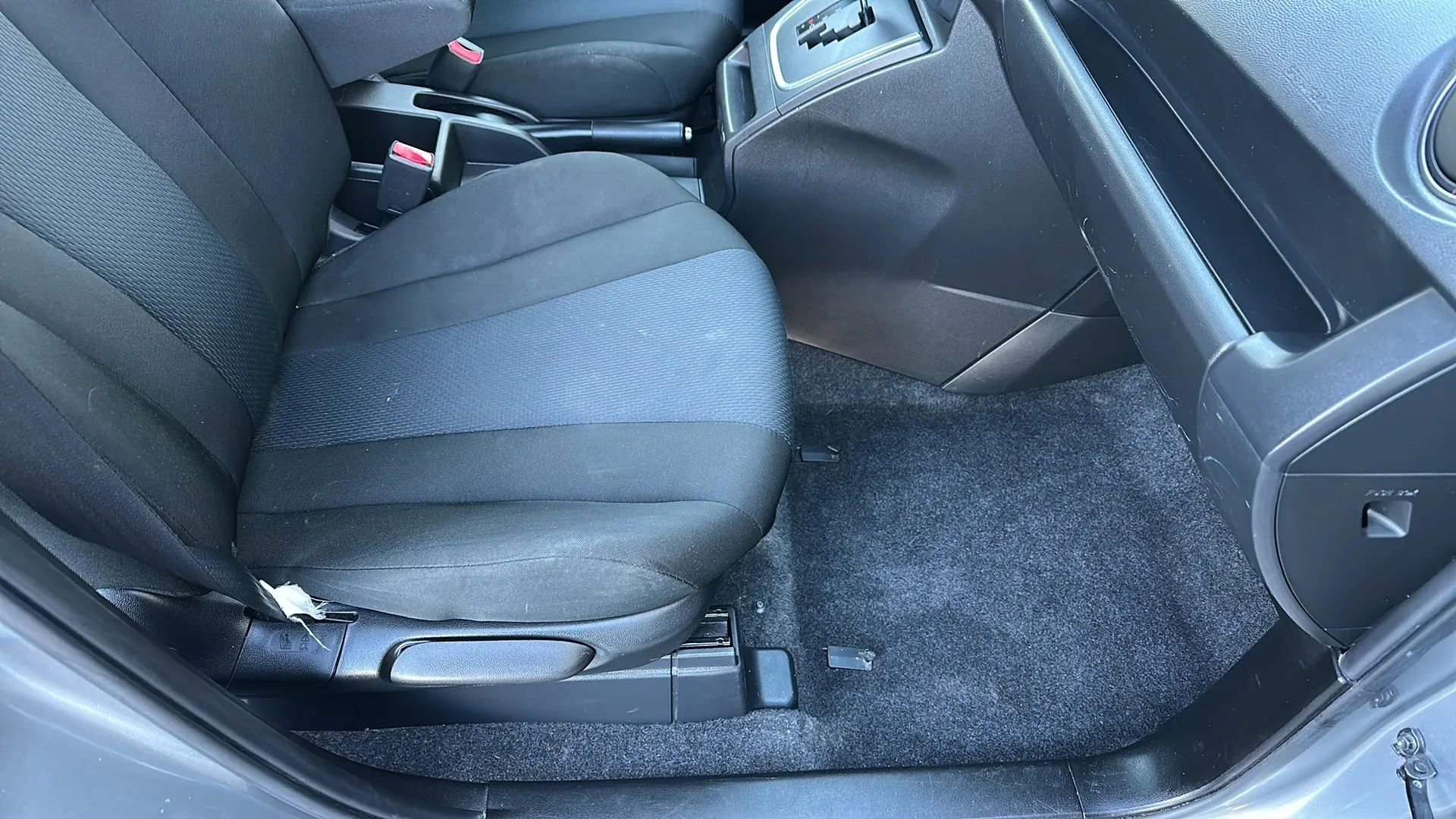 Used 2015 MAZDA MAZDA5 Touring image 17