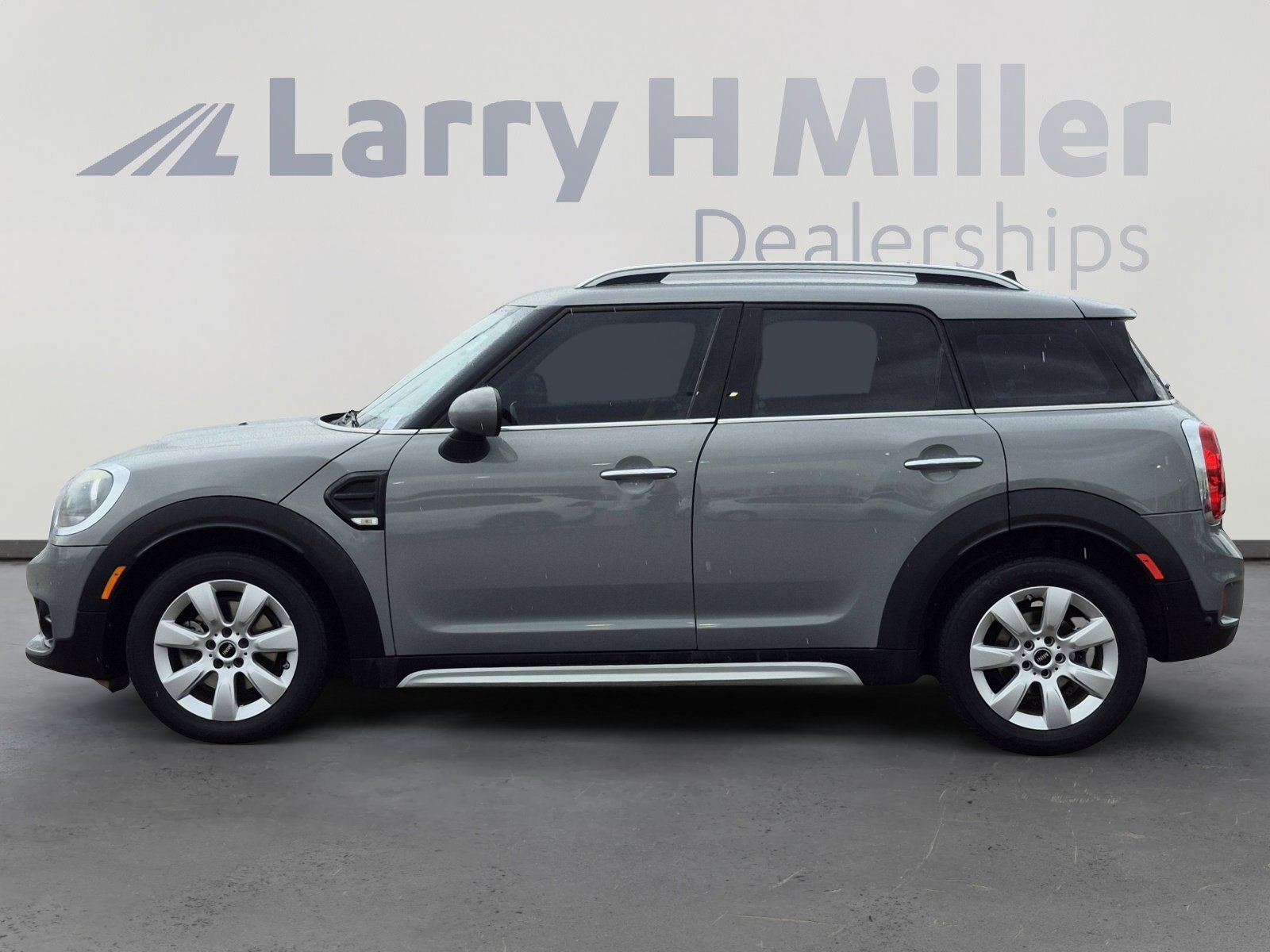 Used 2019 MINI Cooper Countryman image 2
