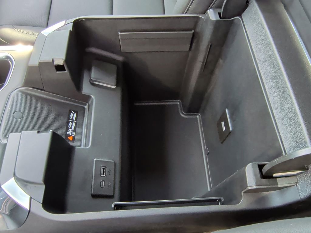 New 2026 GMC Sierra 1500 SLT image 36