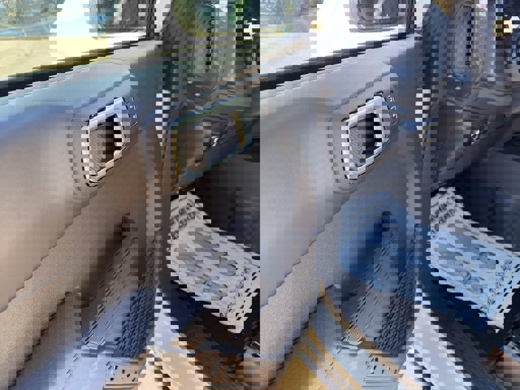 New 2025 Ford Bronco Badlands w/ Sasquatch Package image 11