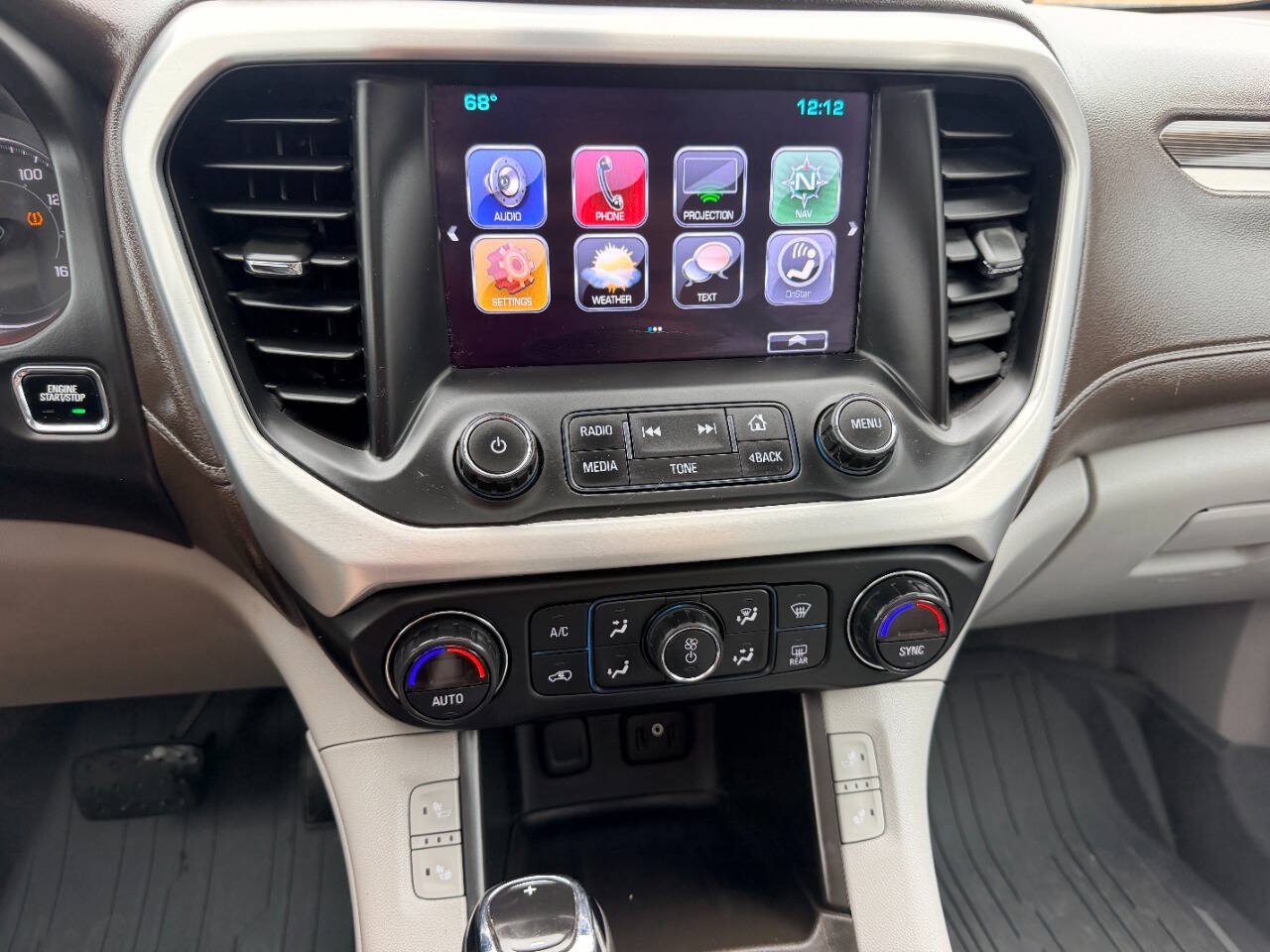 Used 2017 GMC Acadia SLT w/ LPO, Floor Liner Package AWD/4WD image 41