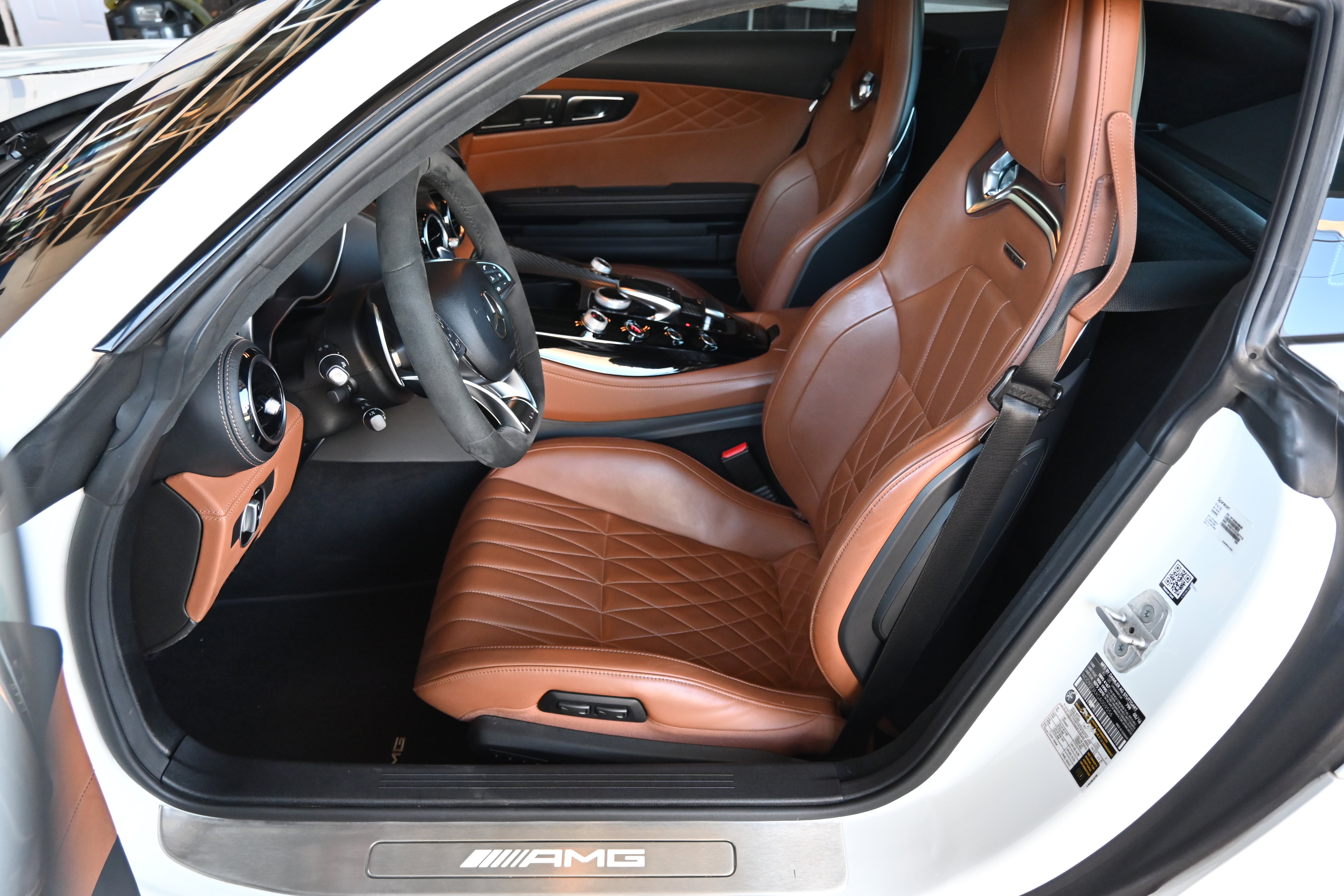 Used 2016 Mercedes-Benz AMG GT S image 31