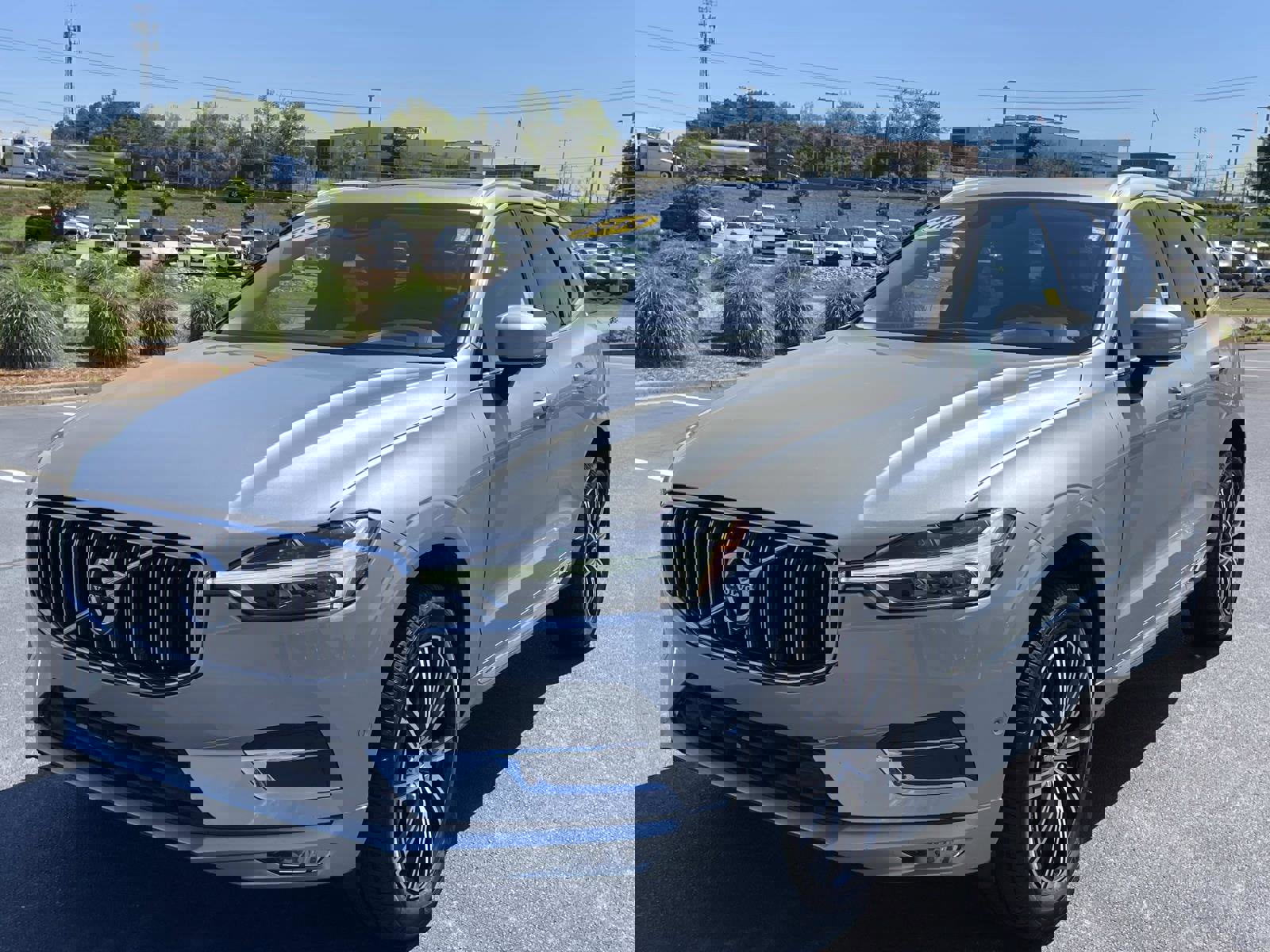 Used 2018 Volvo XC60 T5 Inscription w/ Convenience Package AWD/4WD image 3