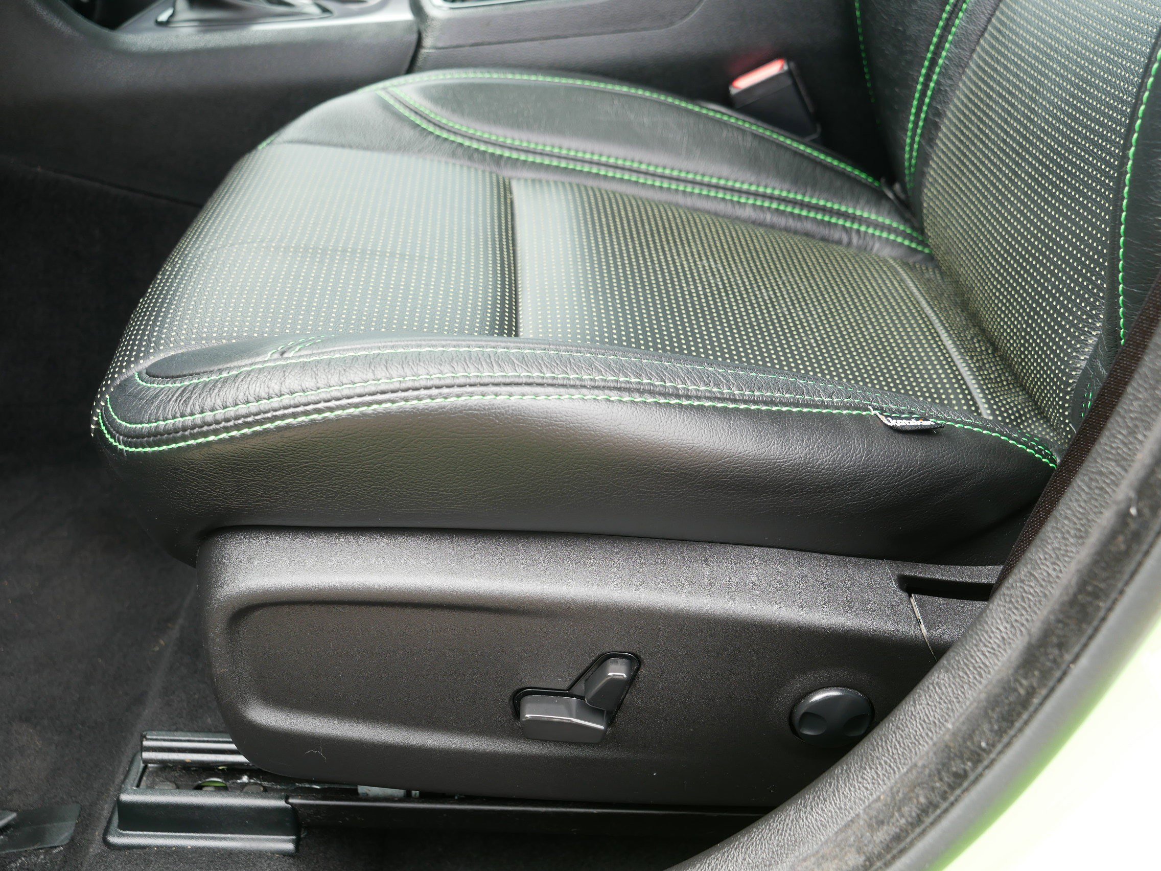 Used 2023 Dodge Charger SXT w/ Blacktop Package image 20