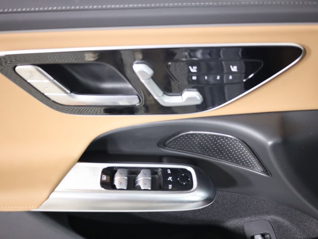 Certified 2026 Mercedes-Benz E 350 4MATIC Sedan image 10