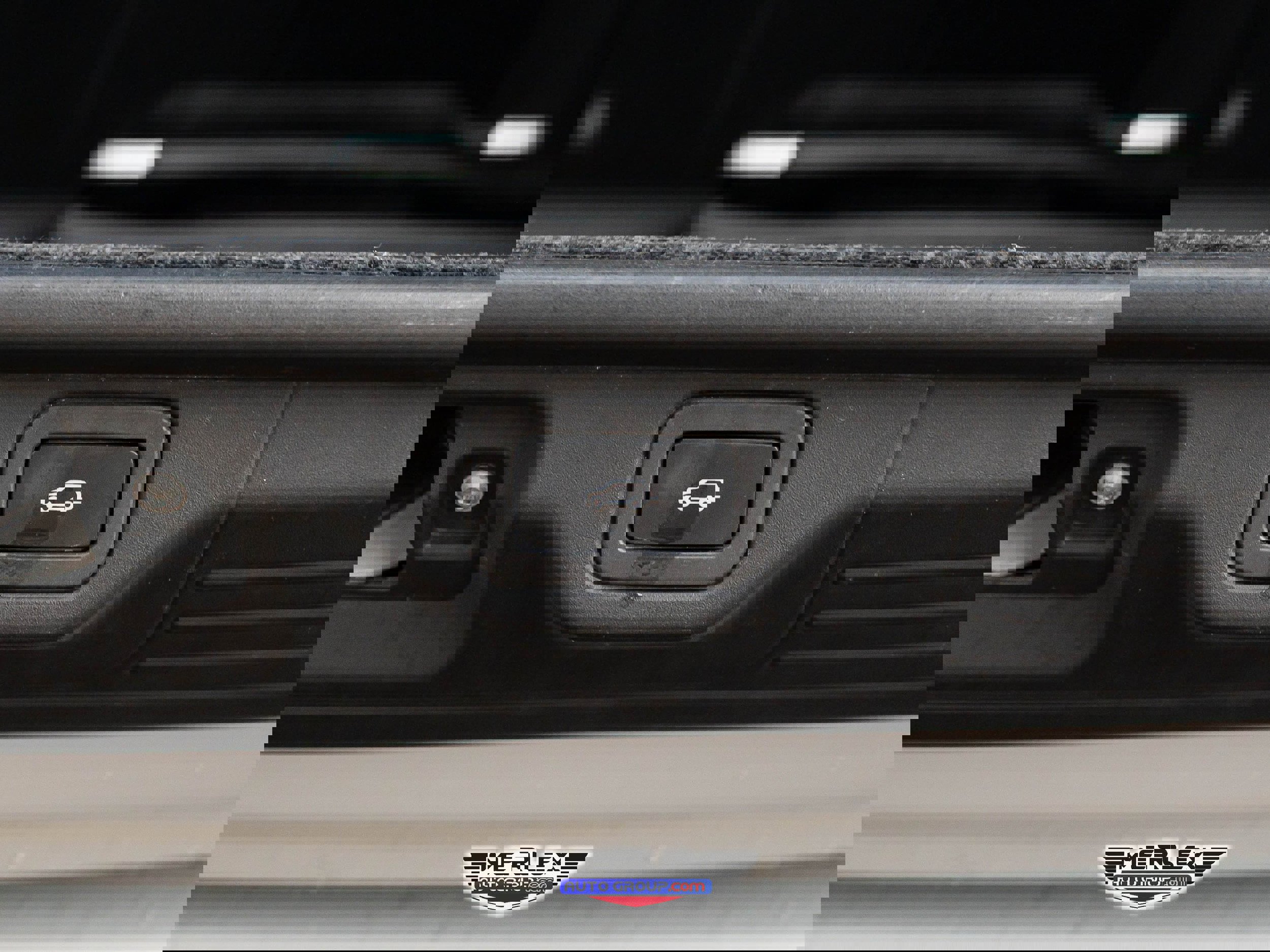 Used 2018 Land Rover Range Rover Long Wheelbase Supercharged image 47