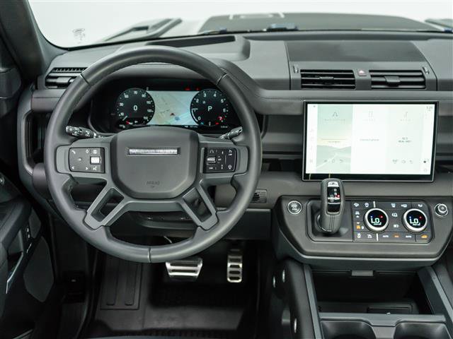Used 2025 Land Rover Defender 110 S AWD/4WD image 19