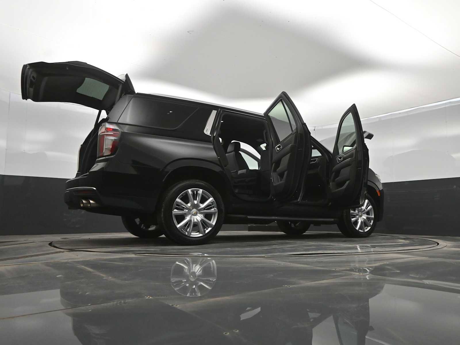 Used 2021 Chevrolet Tahoe High Country image 45