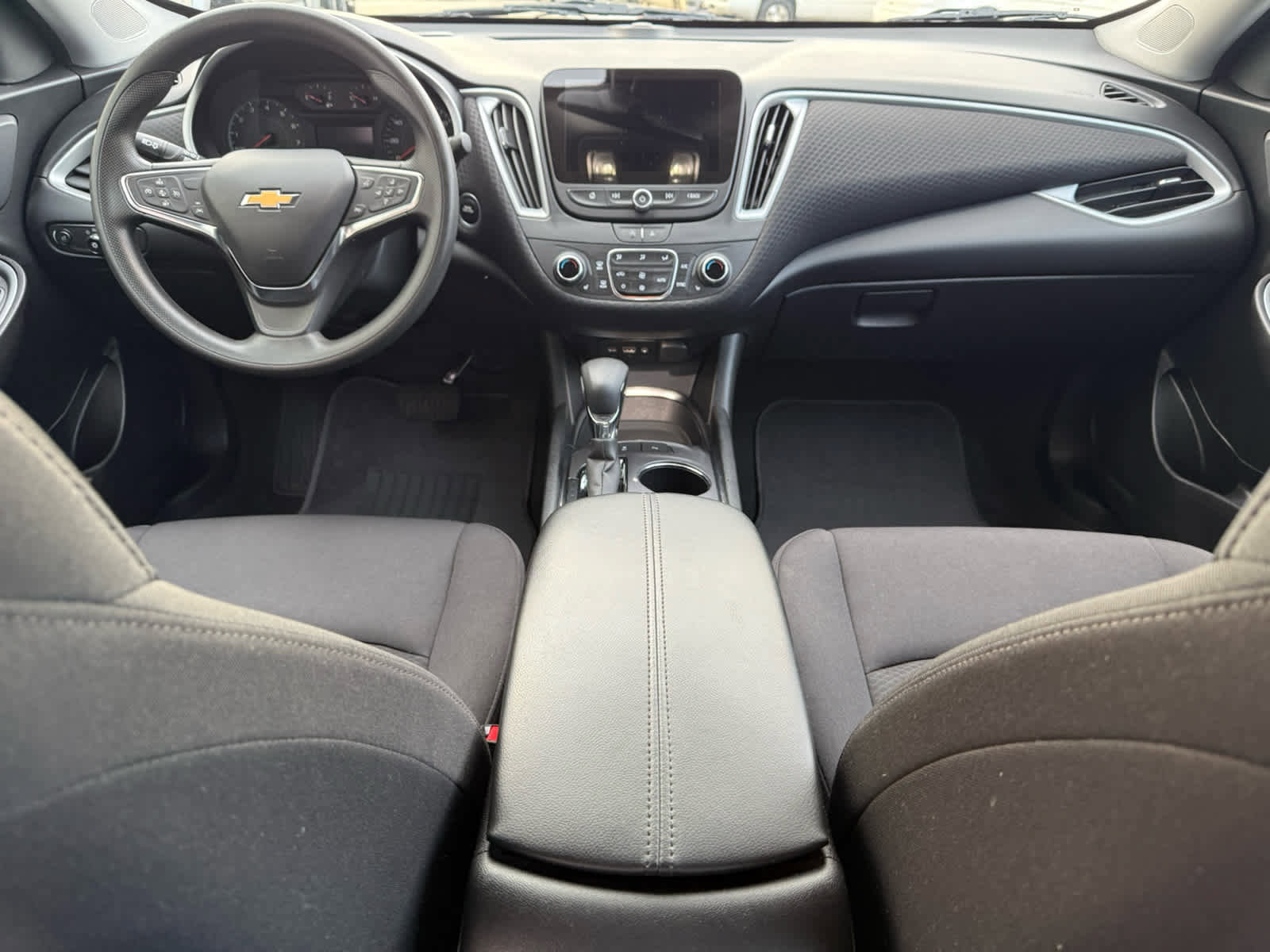 Used 2024 Chevrolet Malibu LT image 17