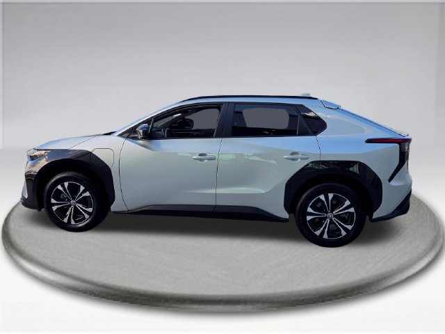Used 2025 Toyota bZ4X AWD image 18