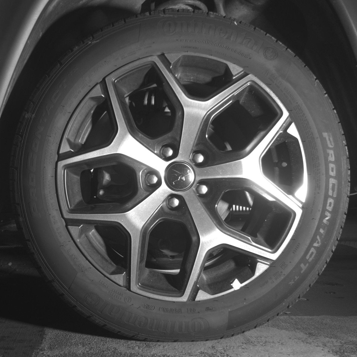 Used 2025 Jeep Compass Limited image 14