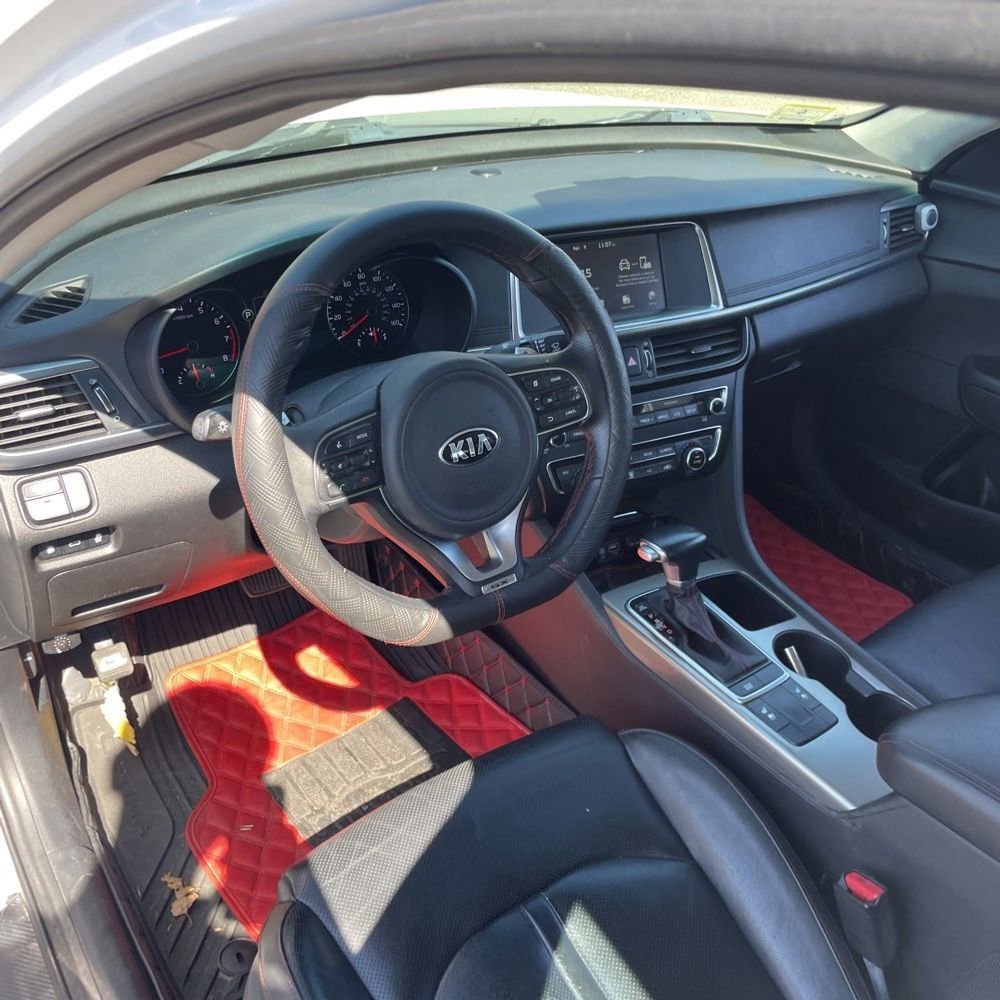 Used 2018 Kia Optima SX image 7