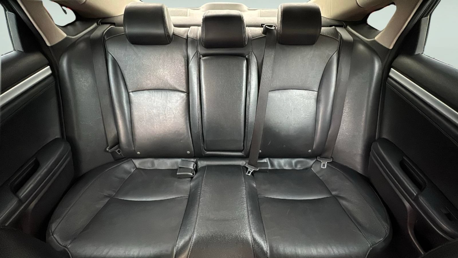 Used 2017 Honda Civic EX-L image 22
