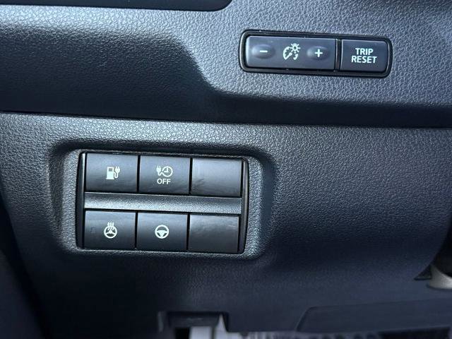 Certified 2025 Nissan Leaf SV Plus image 26