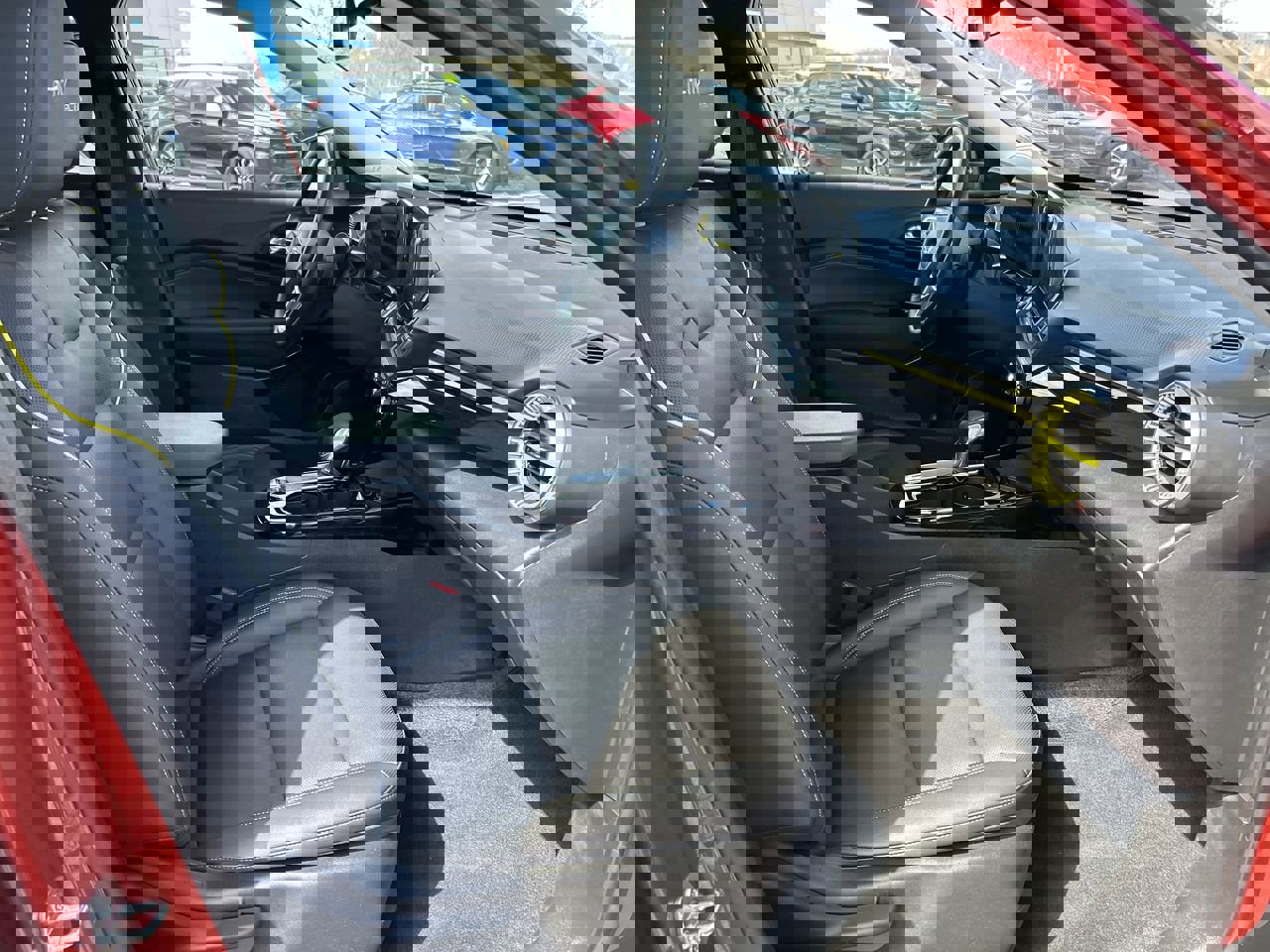 Used 2024 Chevrolet Trax ACTIV w/ Sunroof Package image 13