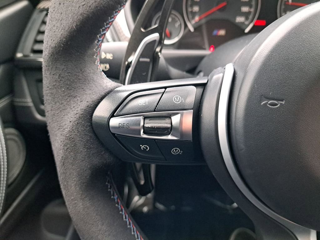 Used 2015 BMW M4 Coupe image 29