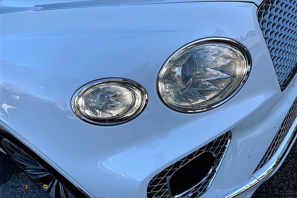 Used 2021 Bentley Bentayga image 25