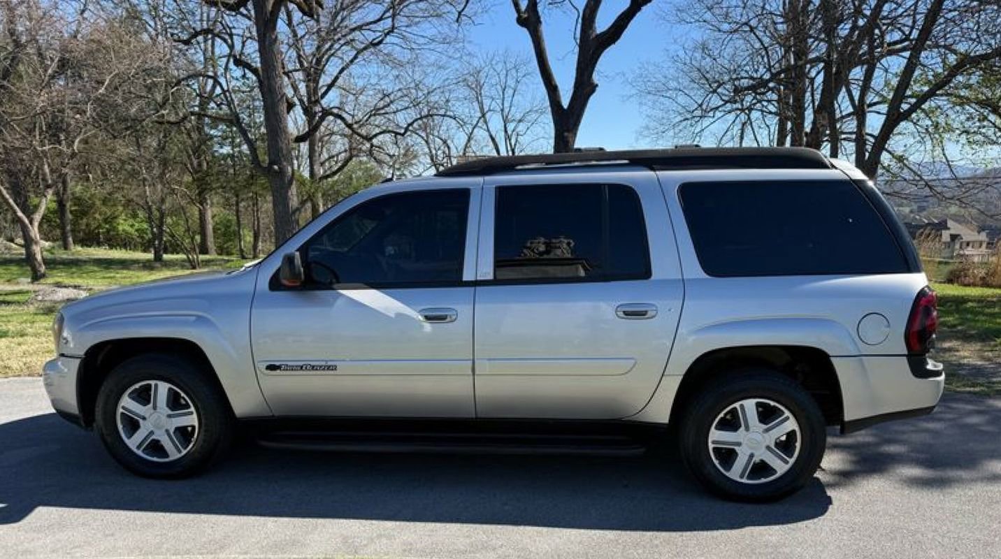 Used 2004 Chevrolet TrailBlazer LT w/ LT Preferred Equipment Group image 10