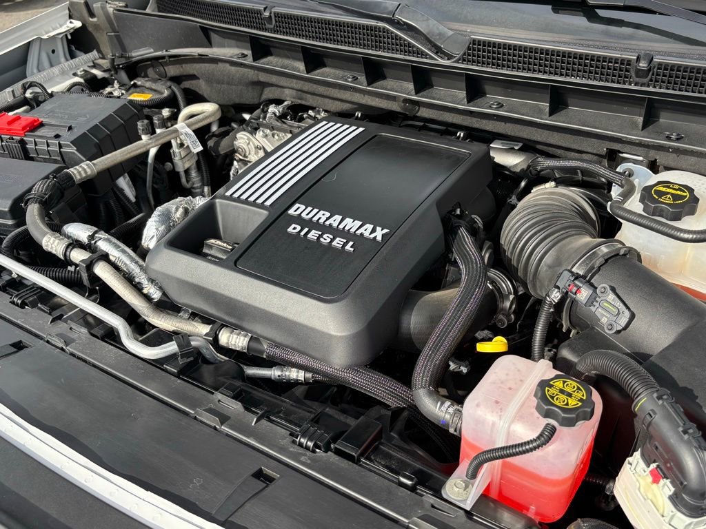 Used 2024 Cadillac Escalade ESV Sport Platinum w/ Heavy-Duty Trailer Package image 40