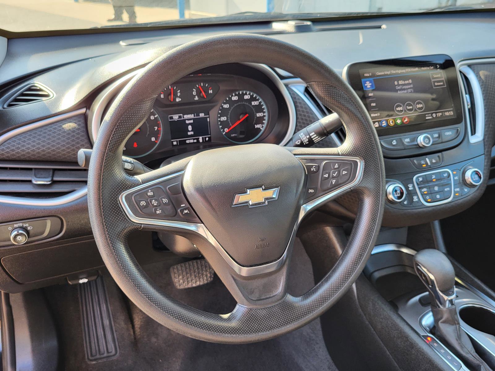 Used 2023 Chevrolet Malibu LT FWD image 21