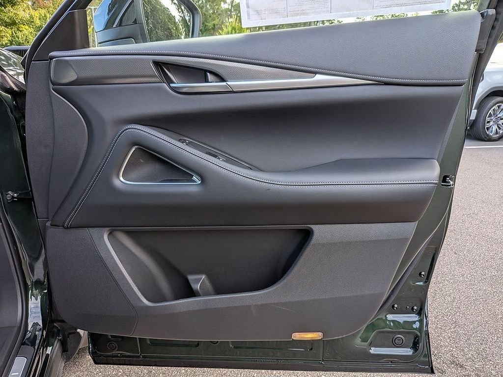 New 2026 INFINITI QX60 Luxe image 35