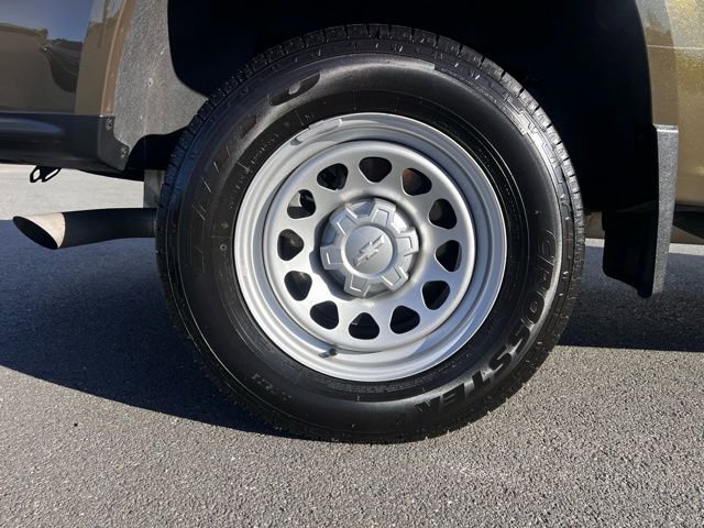 Certified 2024 Chevrolet Colorado W/T image 5