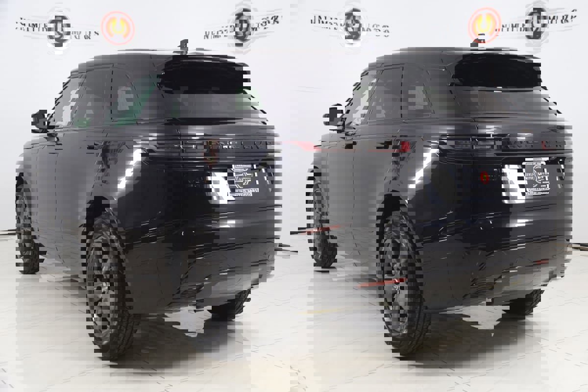 Used 2025 Land Rover Range Rover Velar Dynamic SE image 4