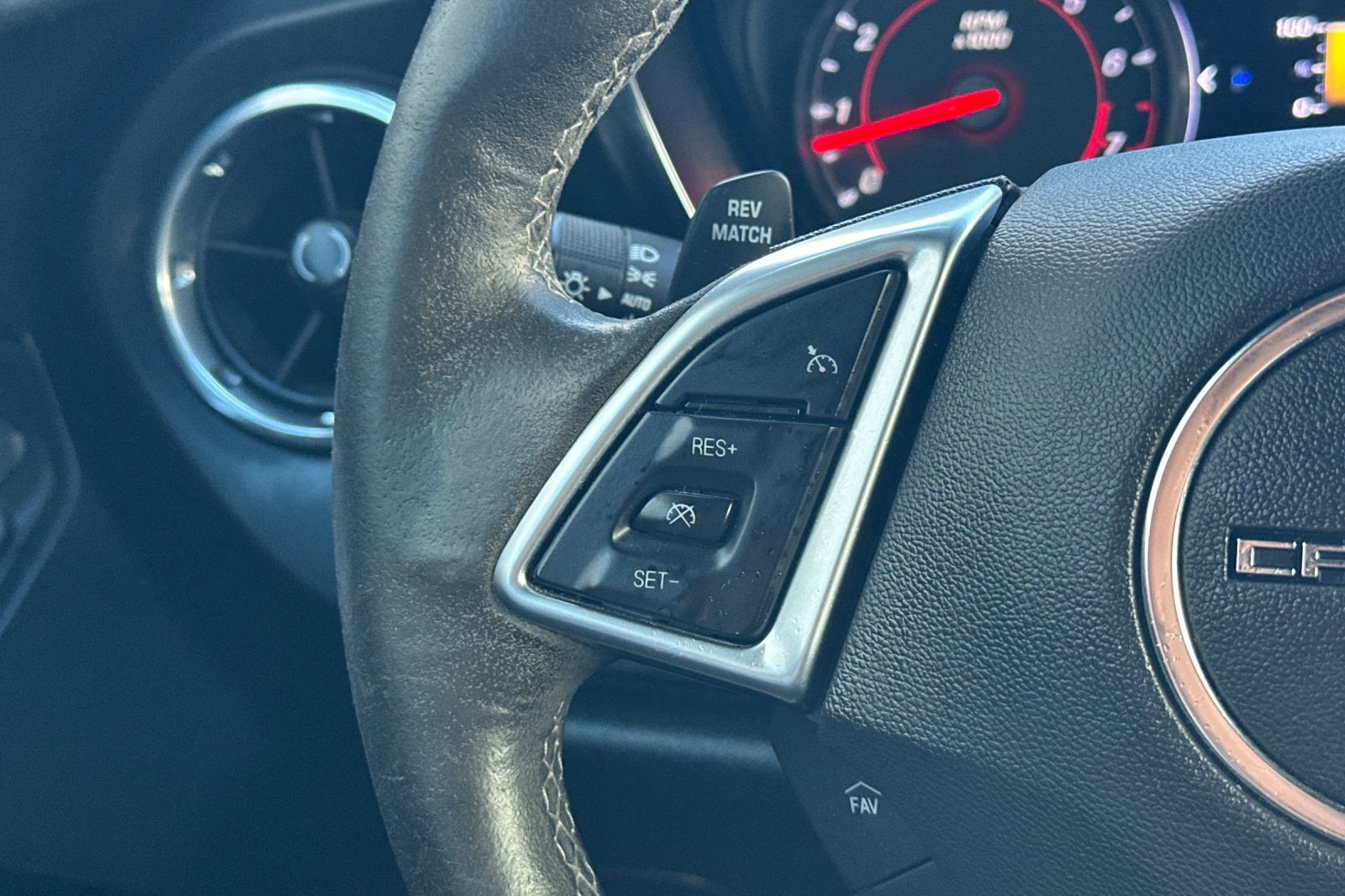 Used 2019 Chevrolet Camaro SS image 36