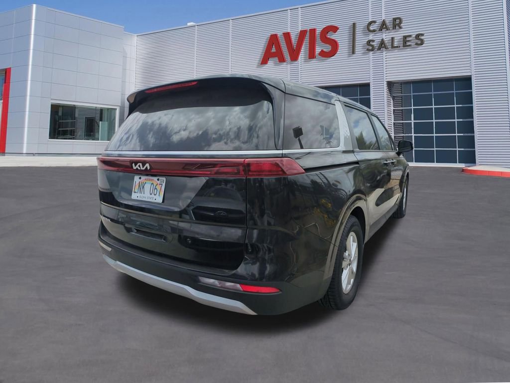 Used 2023 Kia Carnival LX FWD image 6