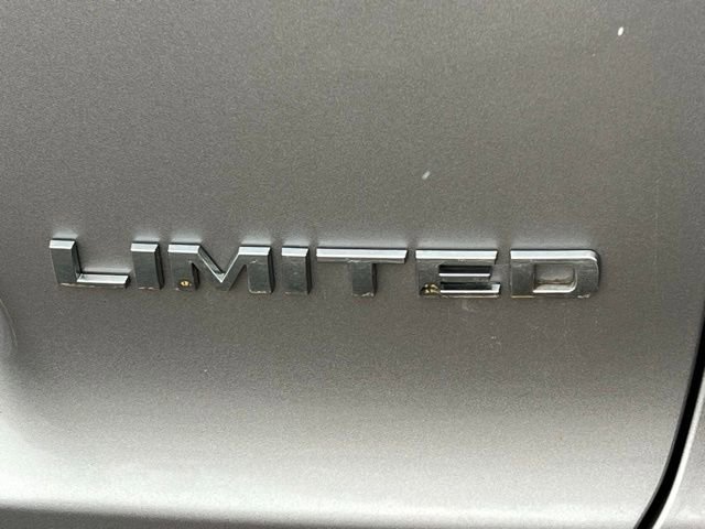 Used 2019 Jeep Cherokee Limited image 7