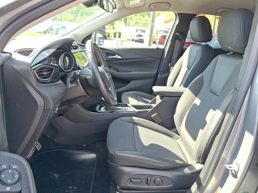 Used 2023 Buick Encore GX Select w/ Sport Touring Package FWD image 14