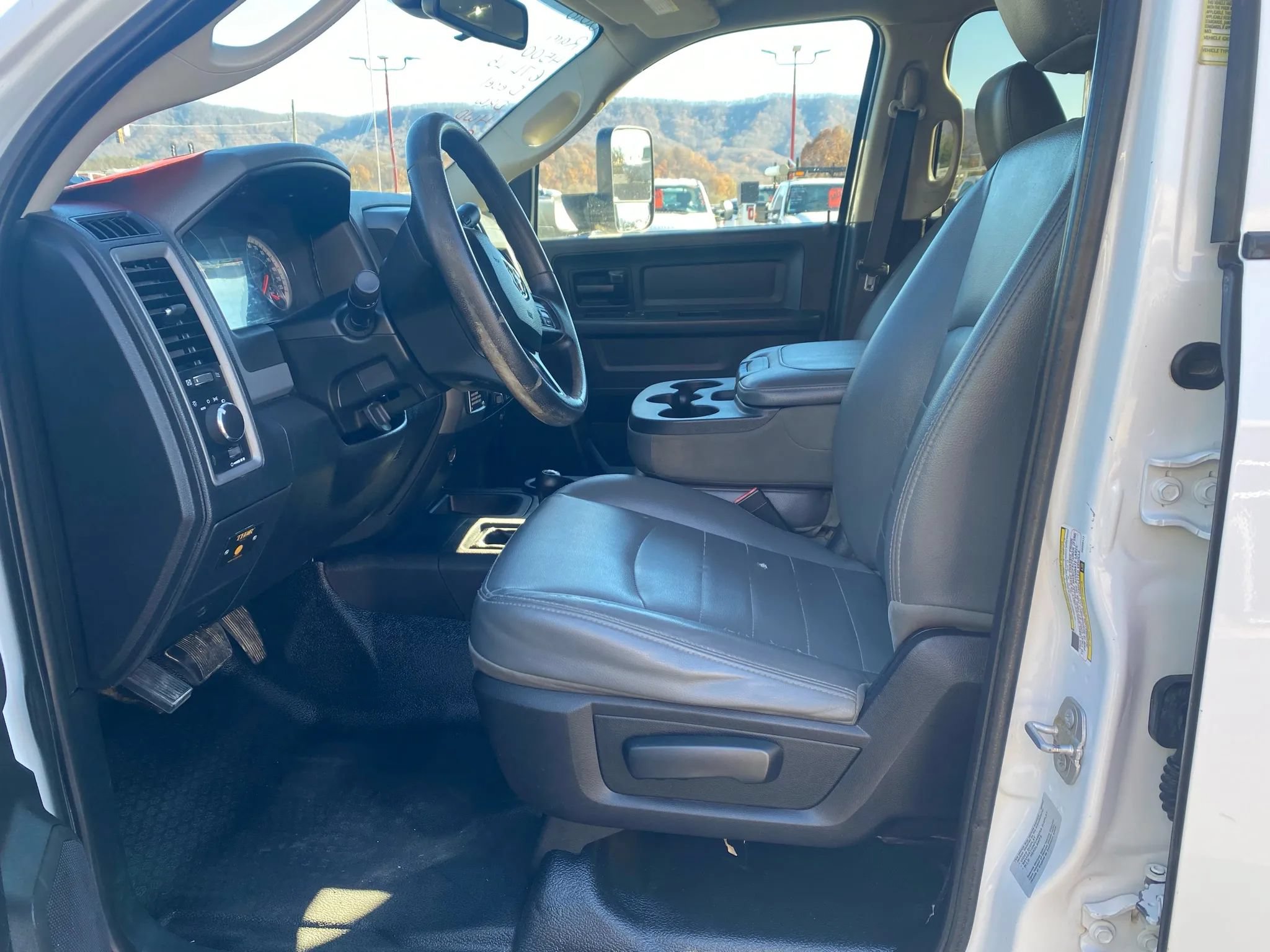 Used 2016 RAM 4500 Tradesman AWD/4WD image 10