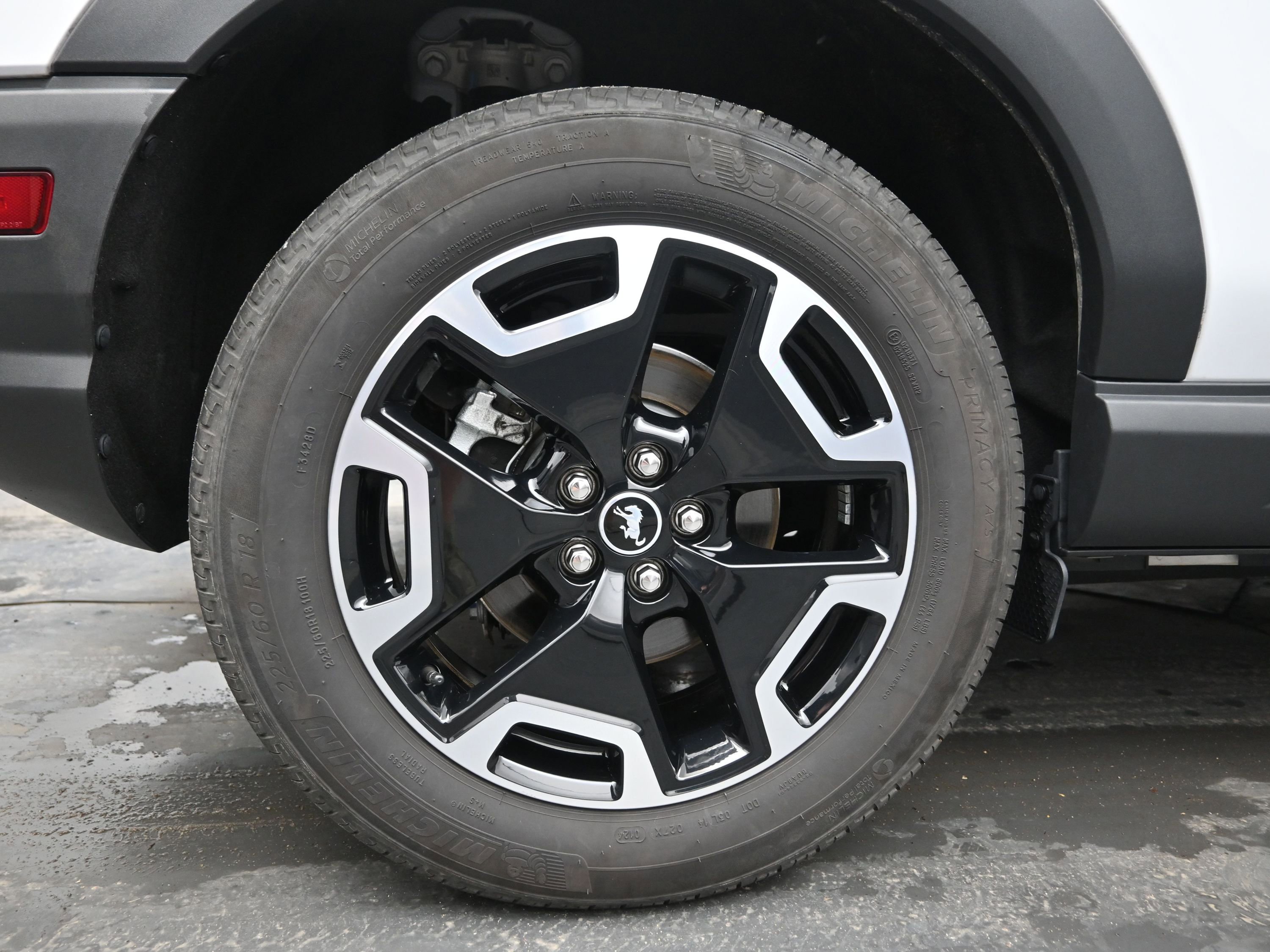 Used 2024 Ford Bronco Sport Outer Banks image 11