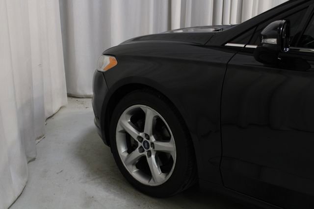 Used 2014 Ford Fusion SE w/ Equipment Group 201A image 26