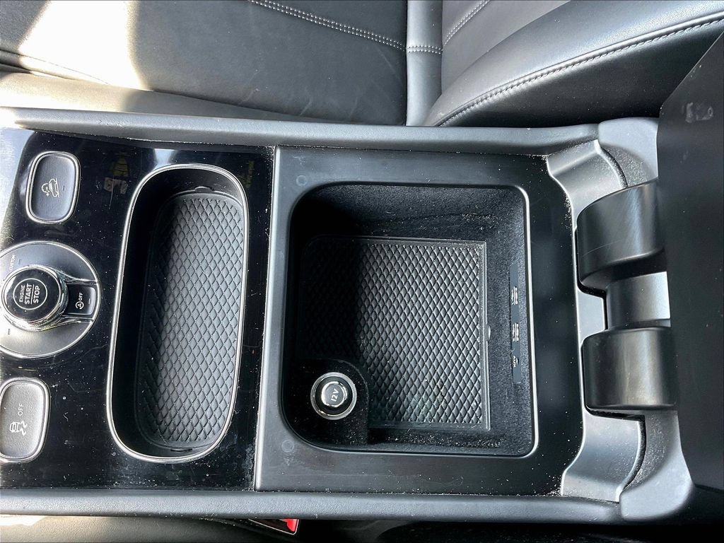 Used 2019 Bentley Bentayga AWD/4WD image 15