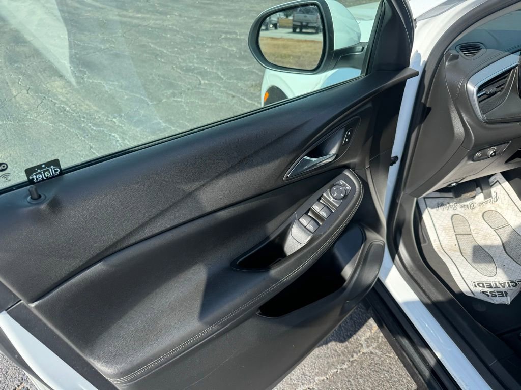 Certified 2024 Buick Encore GX Sport Touring w/ Comfort Package image 5