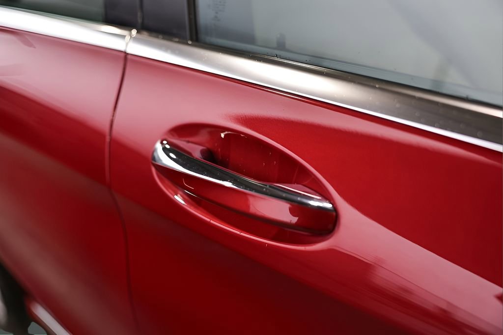 Used 2020 Mercedes-Benz C 300 4MATIC Sedan image 13