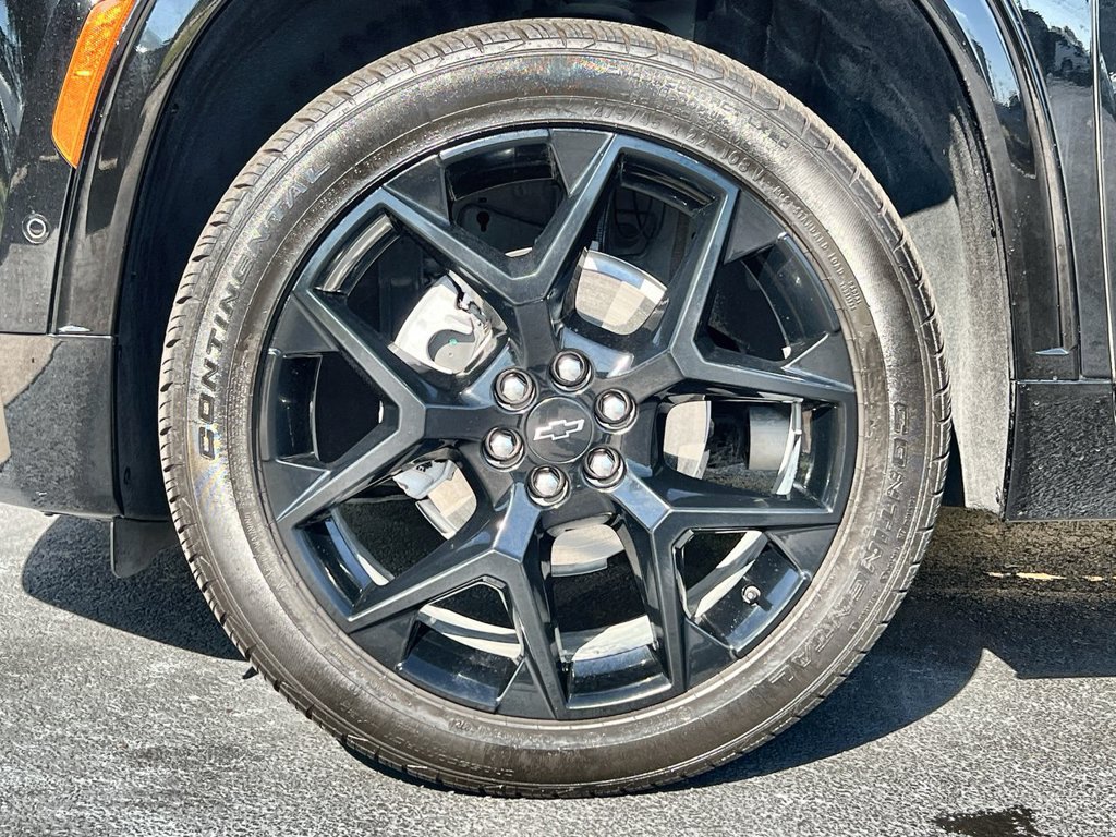 Used 2024 Chevrolet Traverse RS w/ LPO, Floor Liner Package AWD/4WD image 10