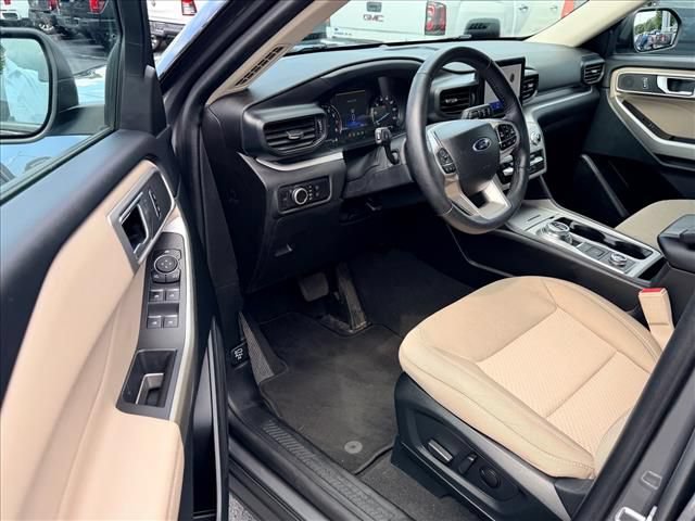 Certified 2023 Ford Explorer XLT AWD/4WD image 10