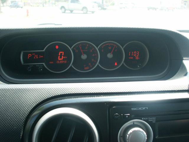 Used 2011 Scion xB image 10