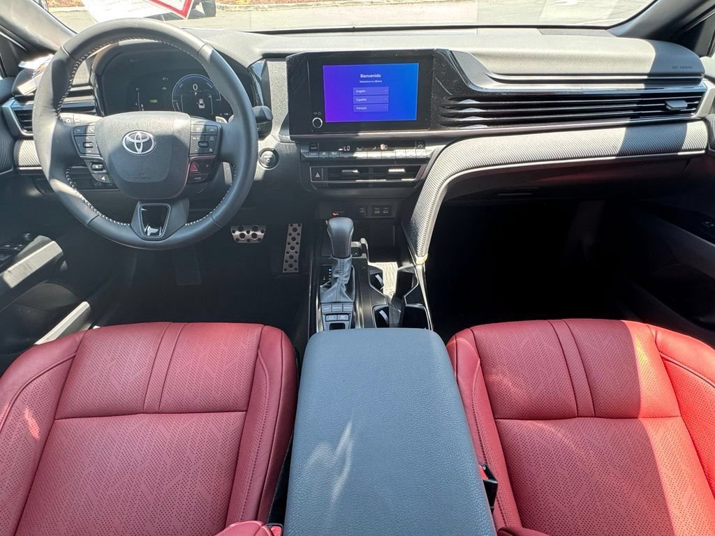 Certified 2025 Toyota Camry SE FWD image 32
