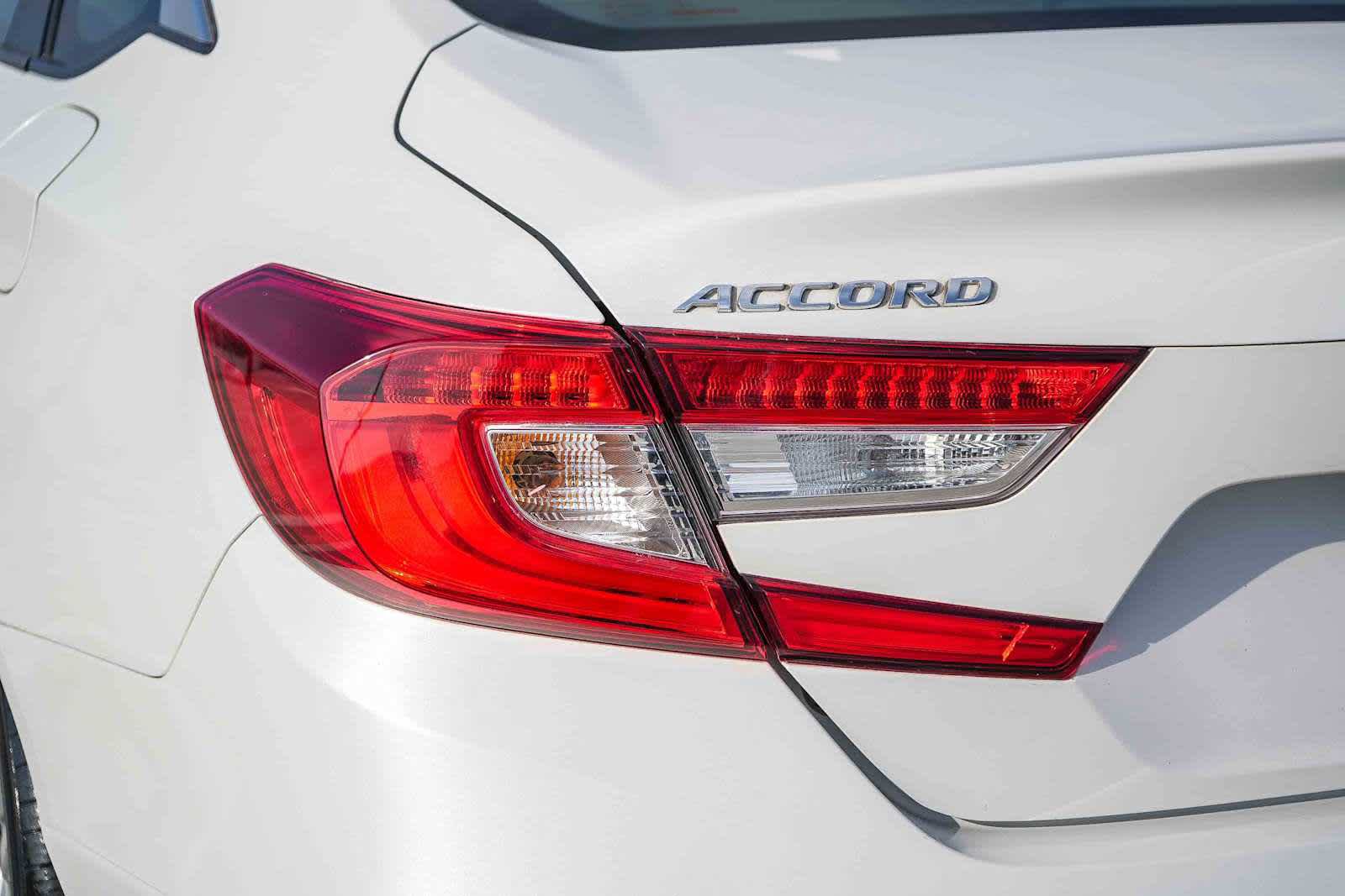 Used 2019 Honda Accord LX image 8