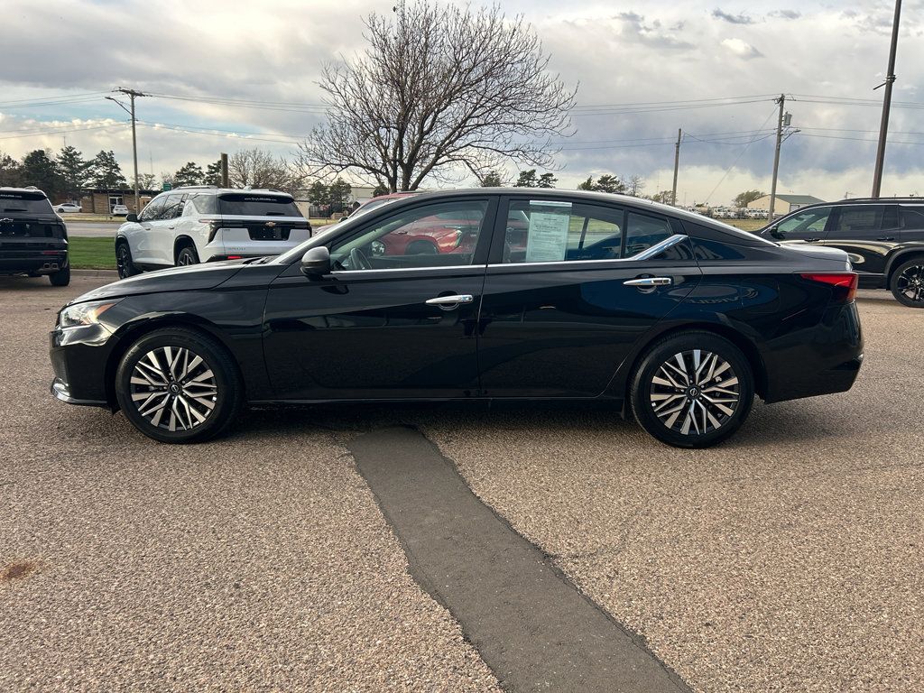 Used 2025 Nissan Altima 2.5 SV image 37