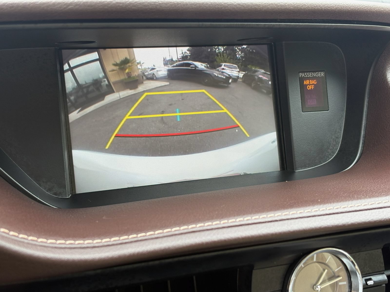 Used 2018 Lexus ES 350 w/ Navigation System Package FWD image 32