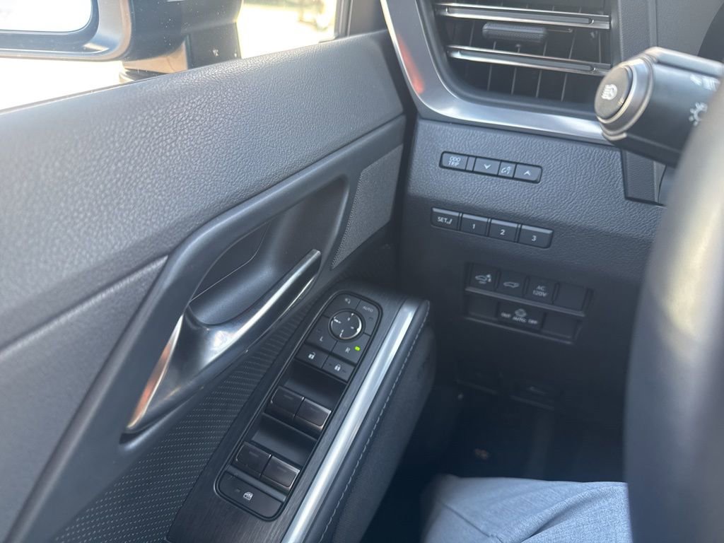 Used 2024 Lexus GX 550 w/ Accessory Package (Z1) image 14