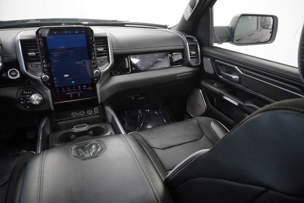 Used 2025 RAM 1500 Laramie w/ Night Edition AWD/4WD image 33