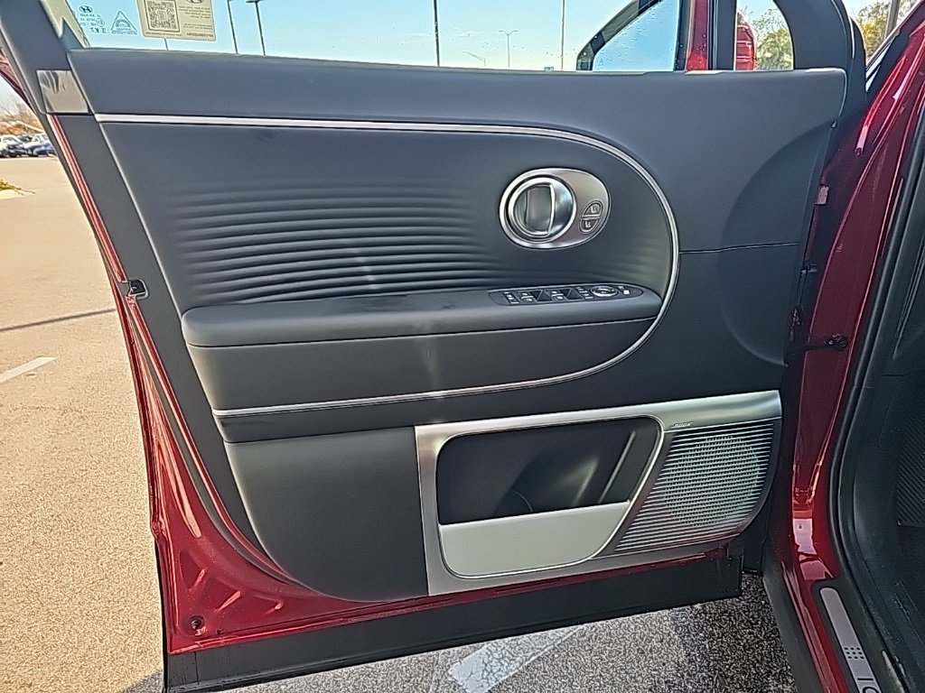 New 2026 Hyundai Ioniq 9 Limited image 10